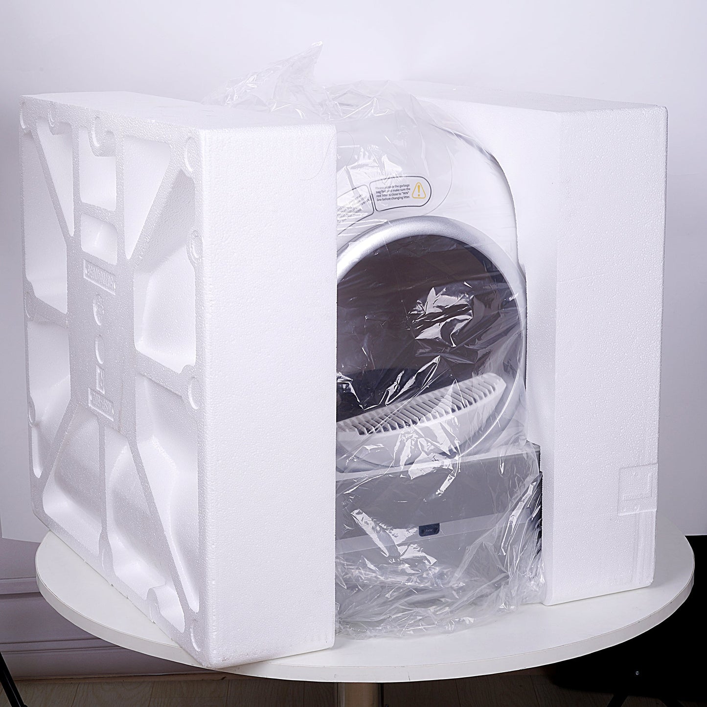 Cat Litter Box Automatic WiFi - Self-Cleaning Padded