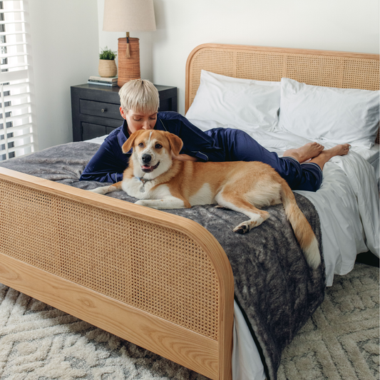 Pupprotector Luxe Waterproof Bed Runner Ultra Soft Washable - detail view