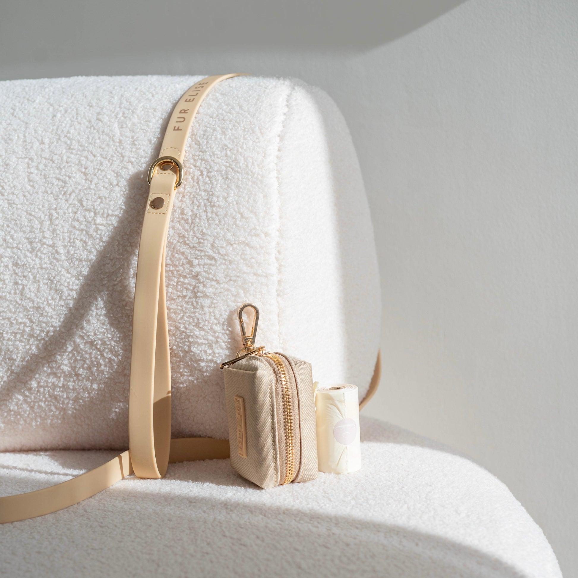 Le Poo Pouch - Sand - Pet Waste Dispenser - Elise Galleria