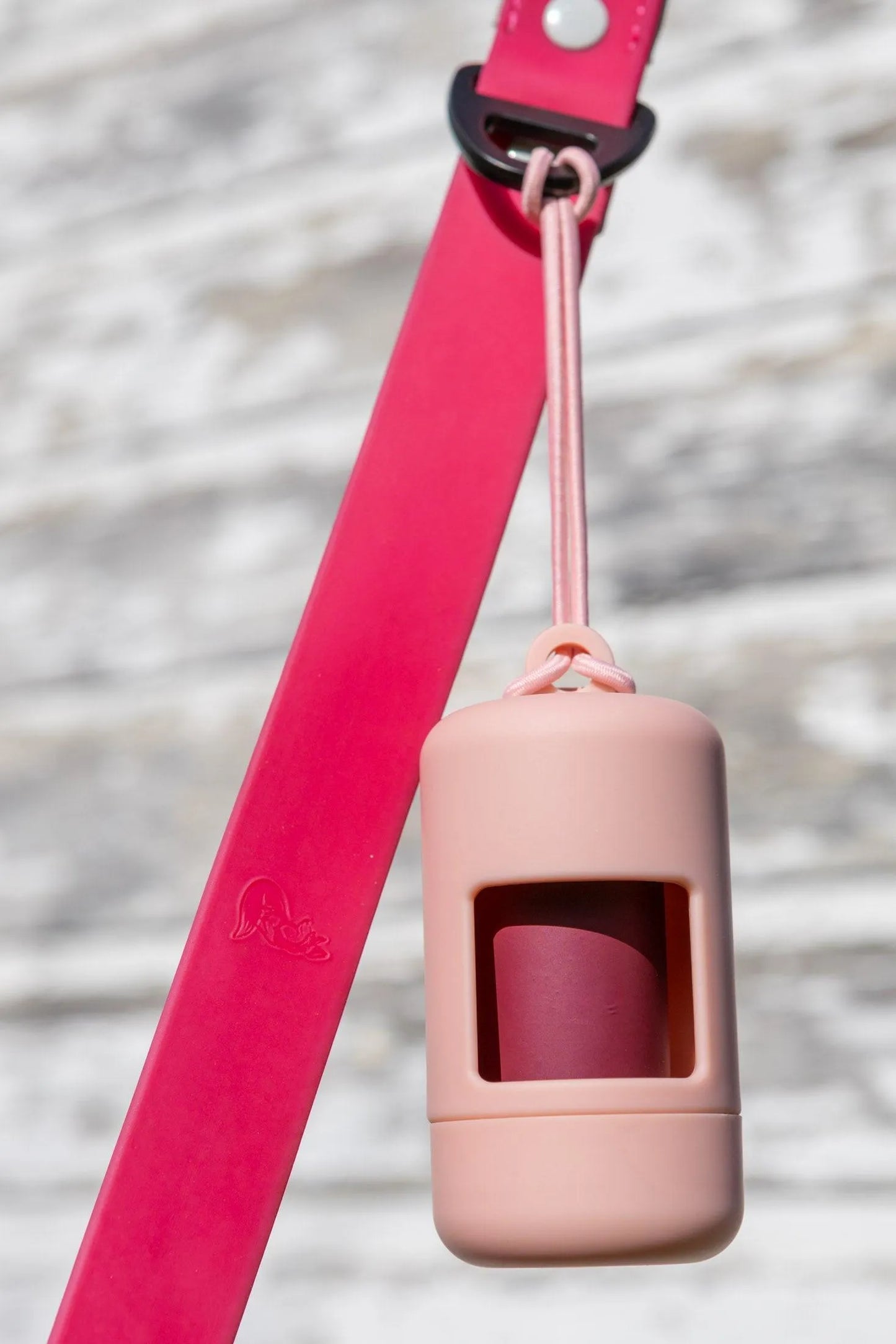 English Rose Dog Waste Bag Dispenser Durable Leash Accessory