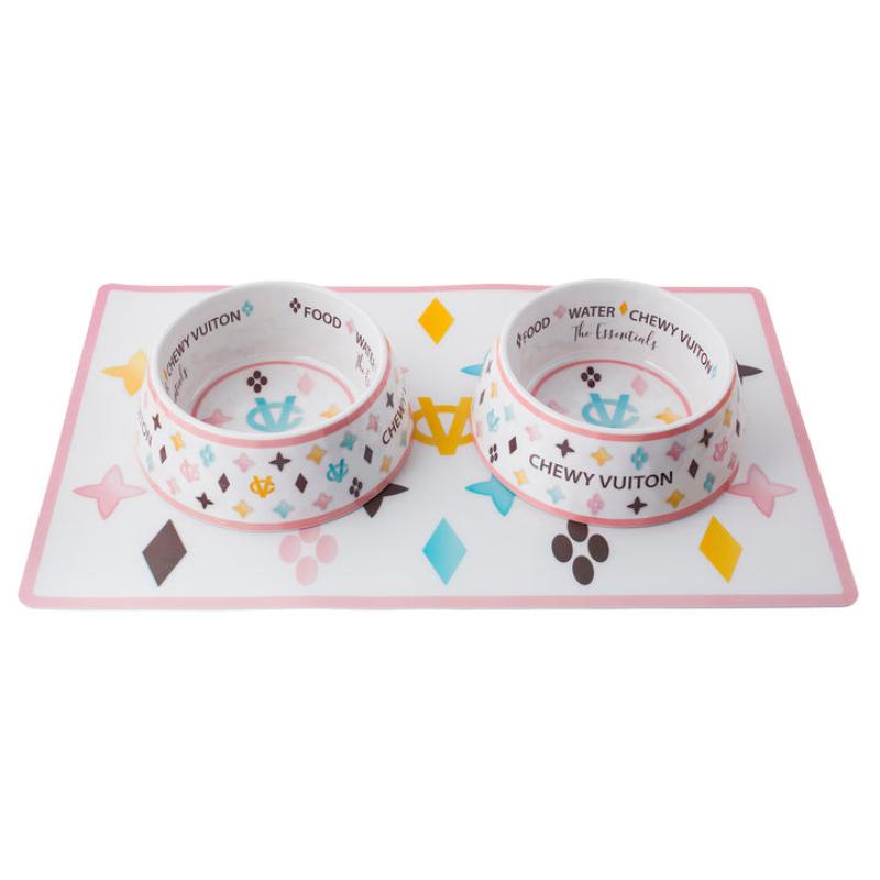White Chewy V Pet Bowl in 3 Sizes