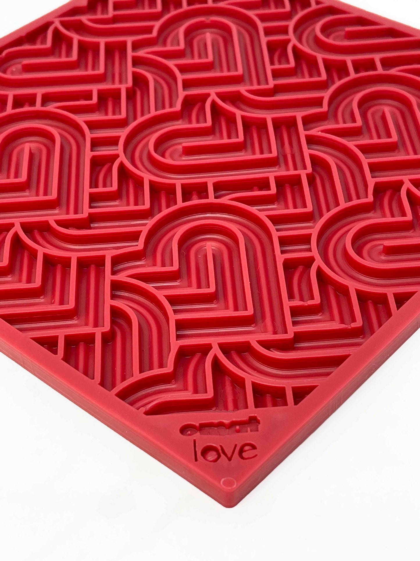 SodaPup Love Heart Enrichment Lick Mat for Calming Pet Stress