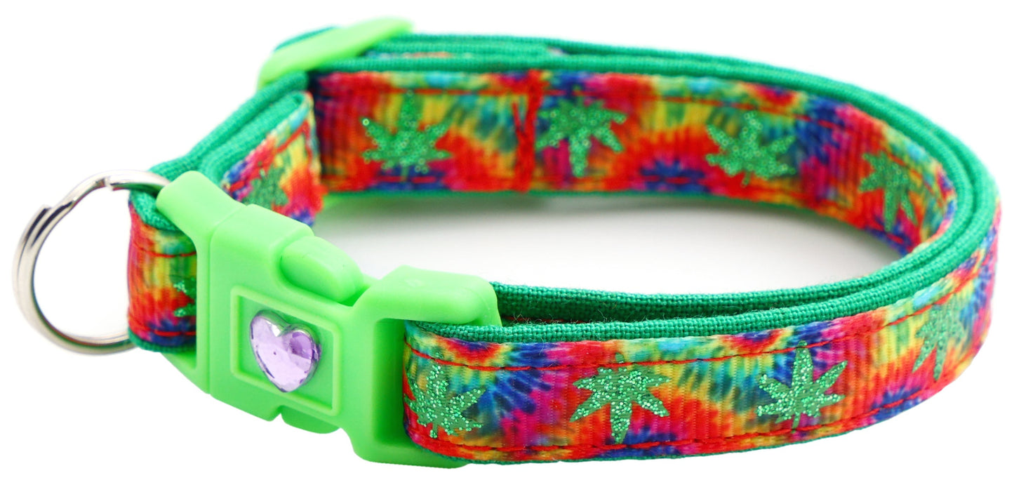 Cannabis Leaf Breakaway Cat Collar