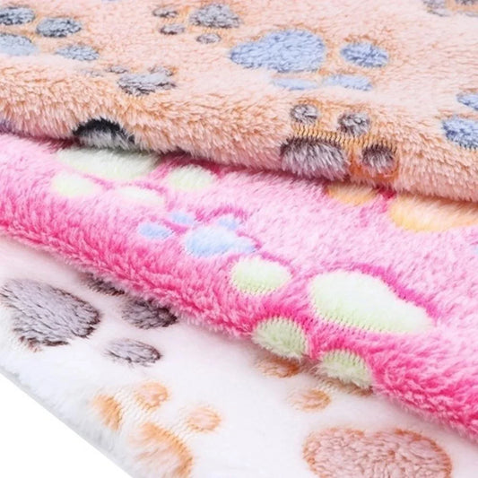 Soft Fluffy Pet Blanket – Cute Cartoon Pattern - WTN Essentials