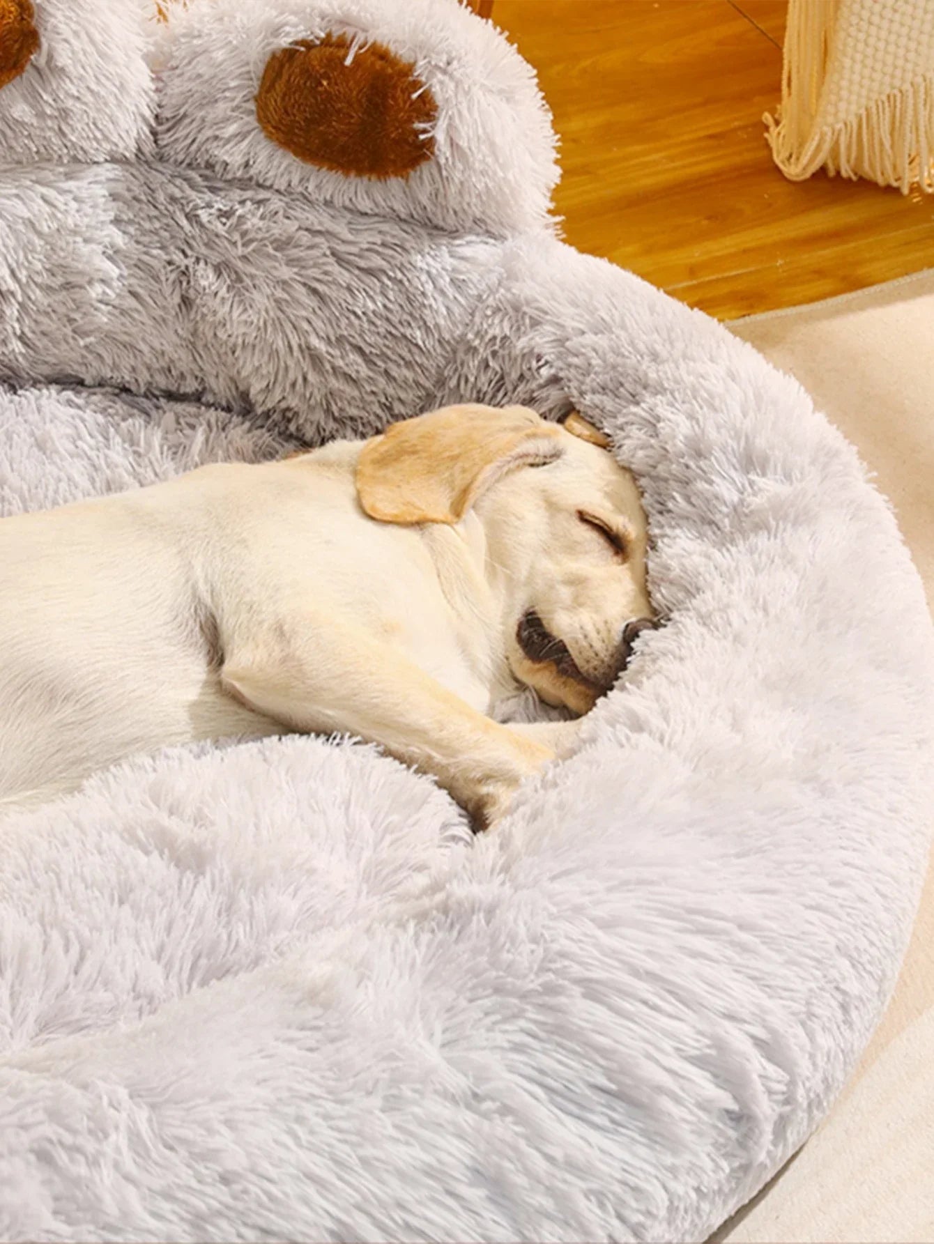 Luxury Fluffy Pet Bed - Cloud-Like Comfort Basket