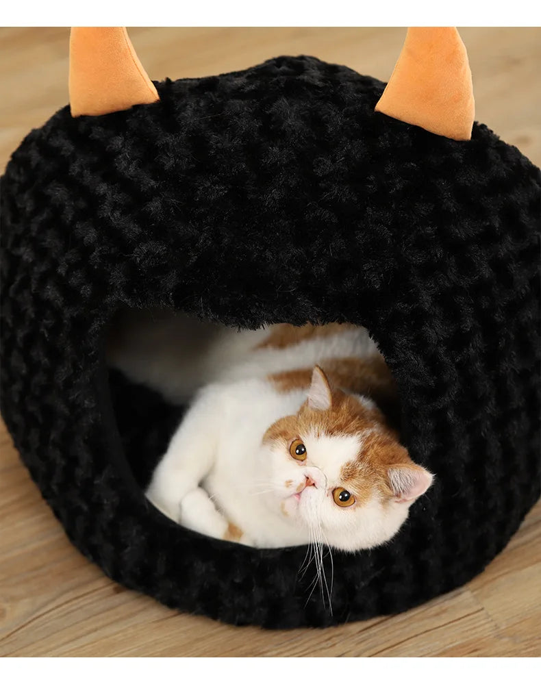 Halloween Bat Pet Cave Bed - Cozy Fall & Winter Warmth - Purrfect Pet Kingdom