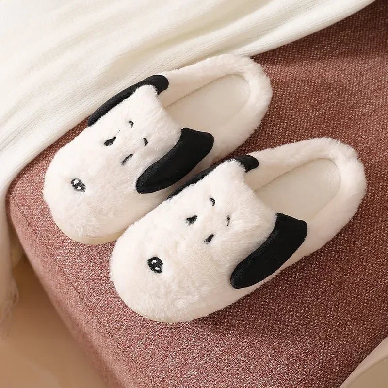 š Snoopy Kawaii Plush Slippers - Nostalgic Winter Warmth for Peanuts Lovers