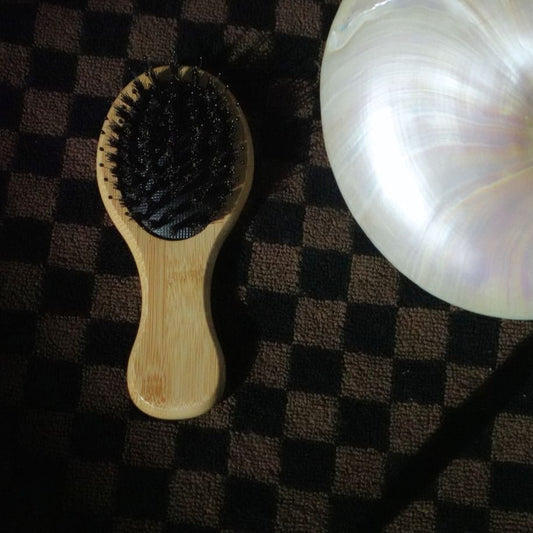 Mini Detangle Bamboo Travel Hairbrush โ Compact & Gentle on Hair