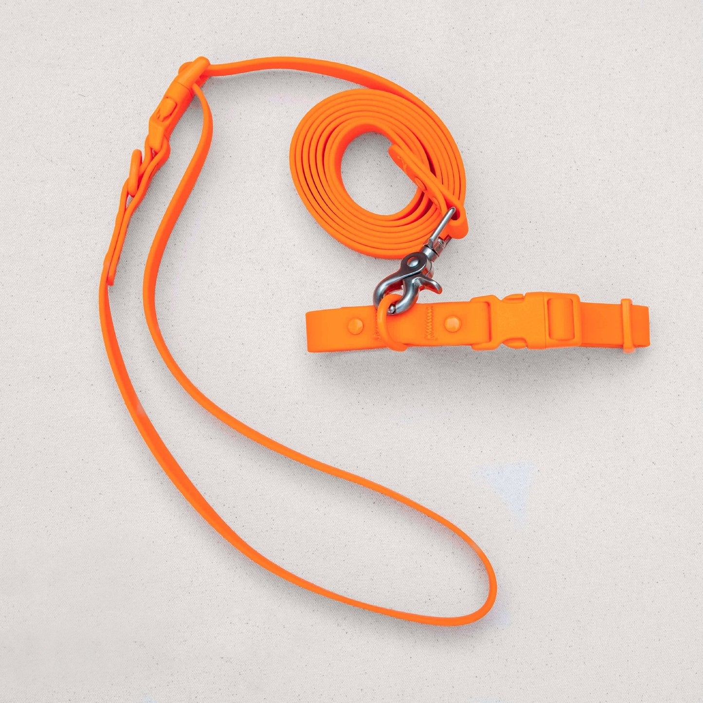 PVC Handsfree Dog Leash - All Weather Waterproof Durable & Odor-Resistant - Purrfect Pet Kingdom