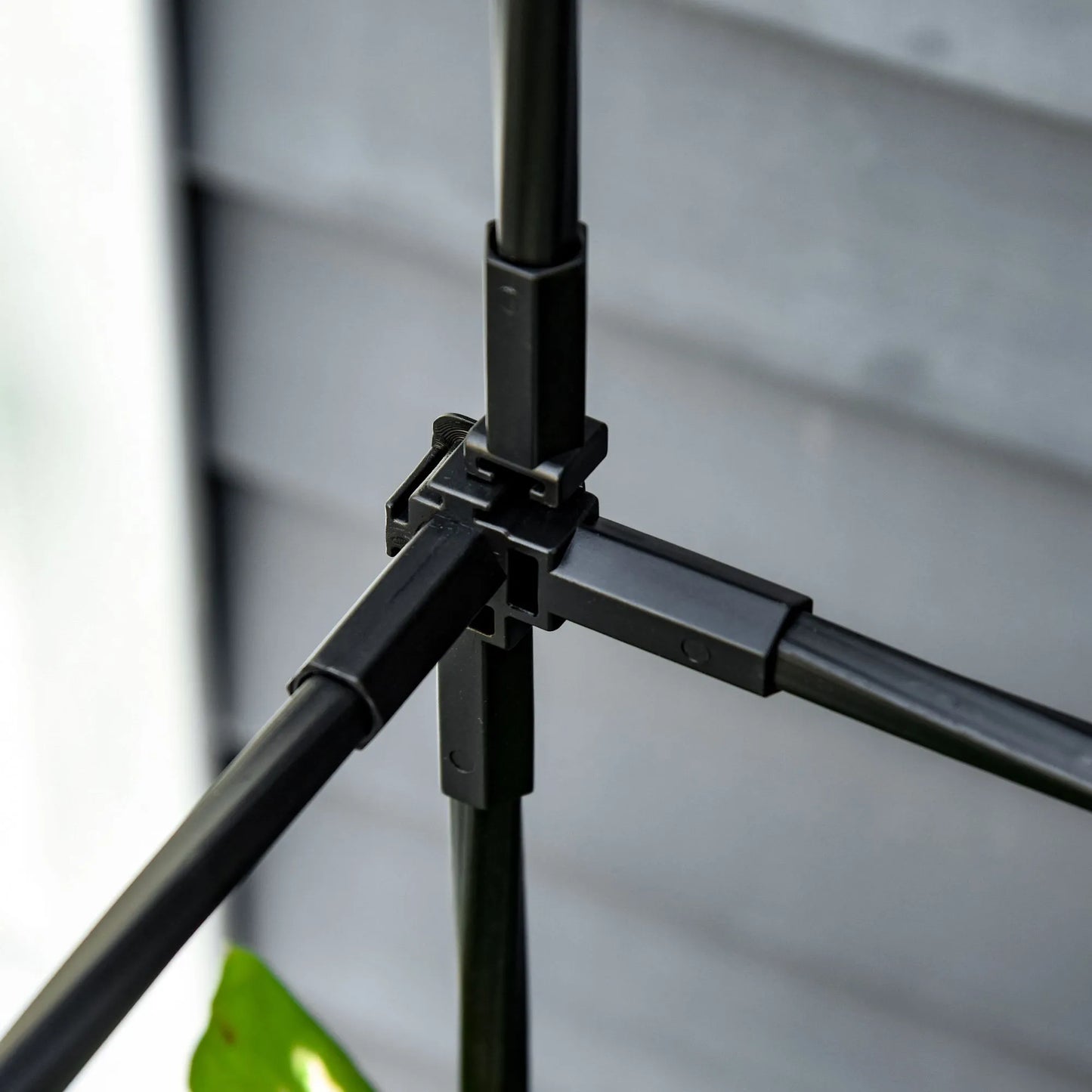 Cj Dropshipping - Self-Watering Elevated Garden Bed with Trellis - Brown - Pet Cots