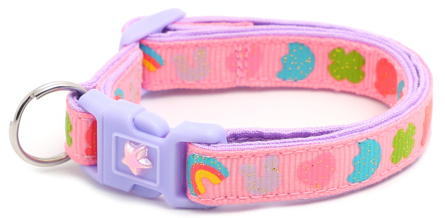 Colorful marshmallow design cat collar with vibrant patterns and a purple buckle for stylish cats