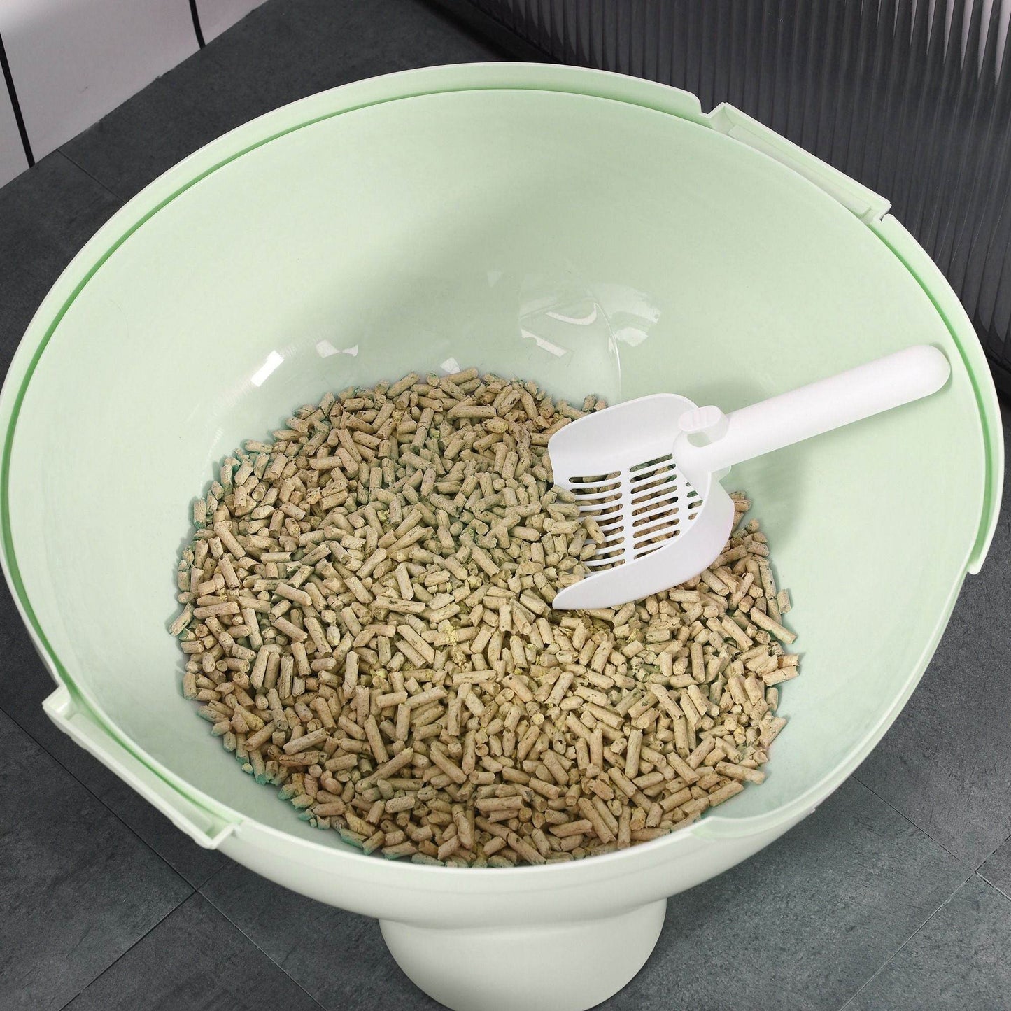 Purrfect Pet Kingdom Enclosed Cat Litter Box with Scoop 🚀 Purrfect Pet Kingdom