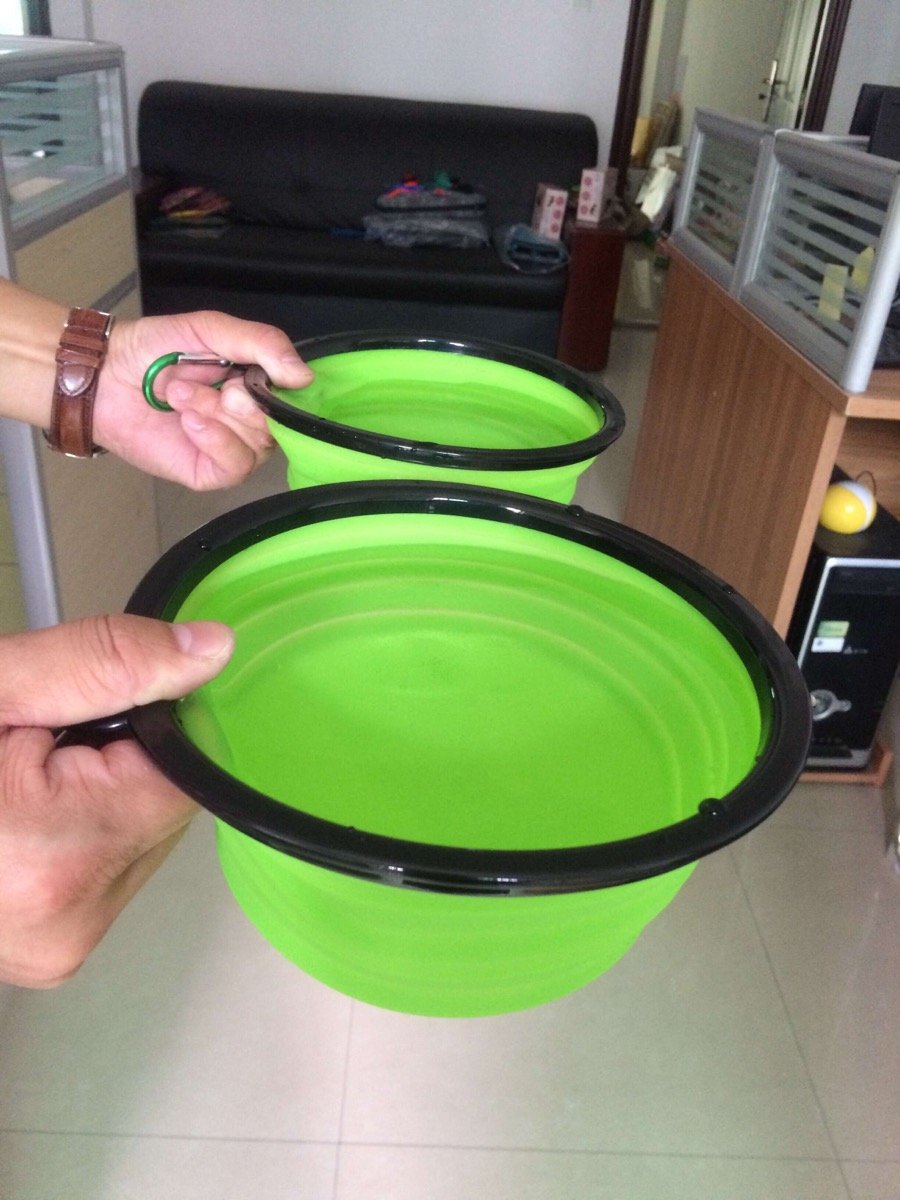 Pet Feeding Supplies 2 Pak XL 34oz Collapsible Travel Bowls
