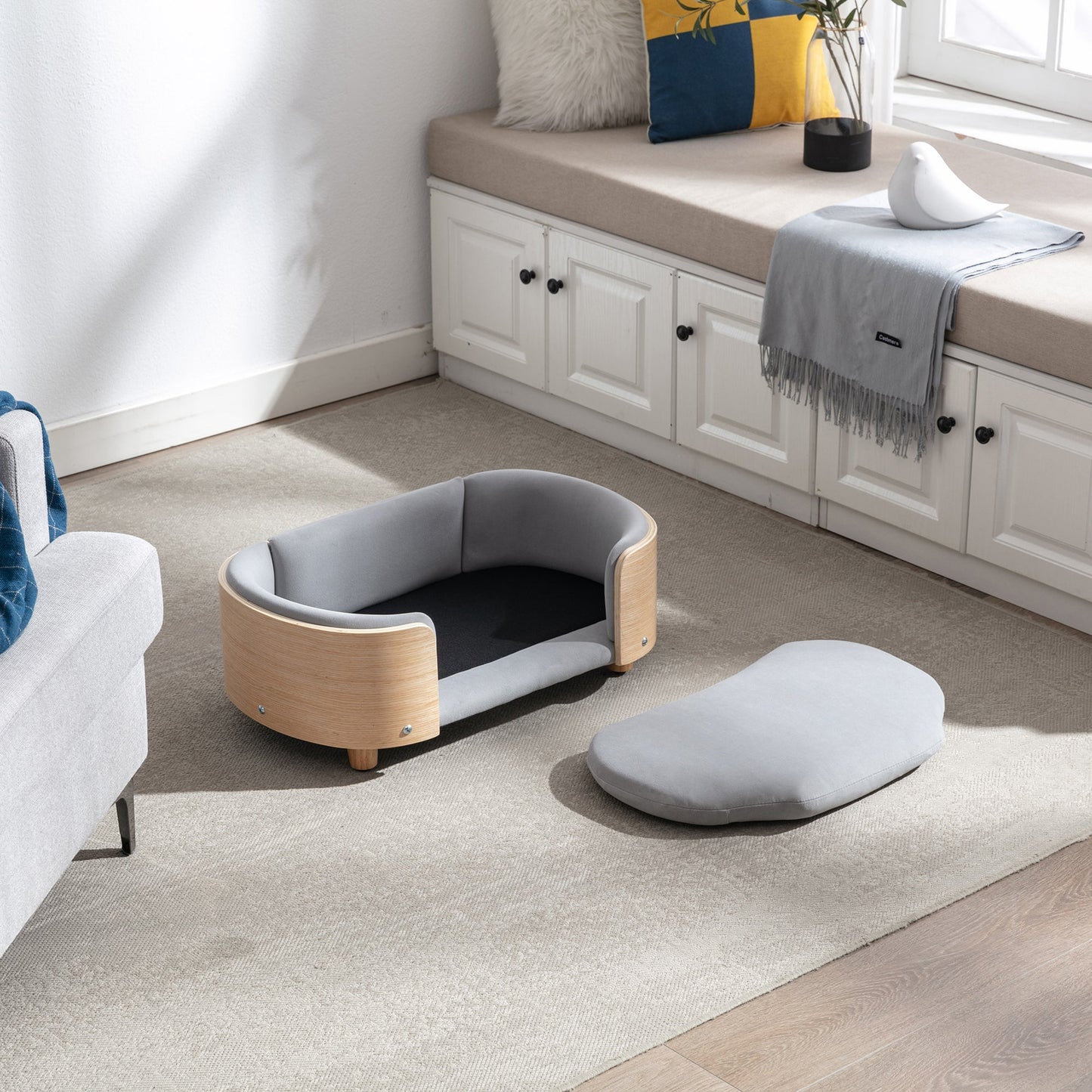 Scandinavian style Elevated Dog Bed Pet Sofa With Solid Wood