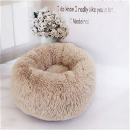 Plush Round Calming Cat Bed for Cozy Autumn and Winter Sleep