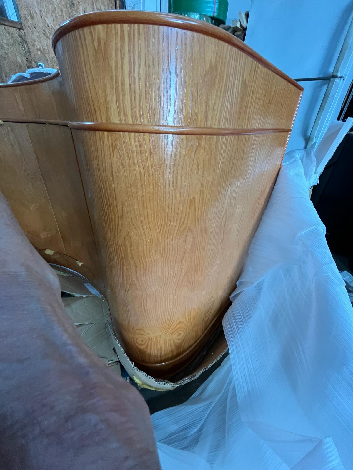 210g Glass Wave Reef-Ready Aquarium Set in Golden Oak