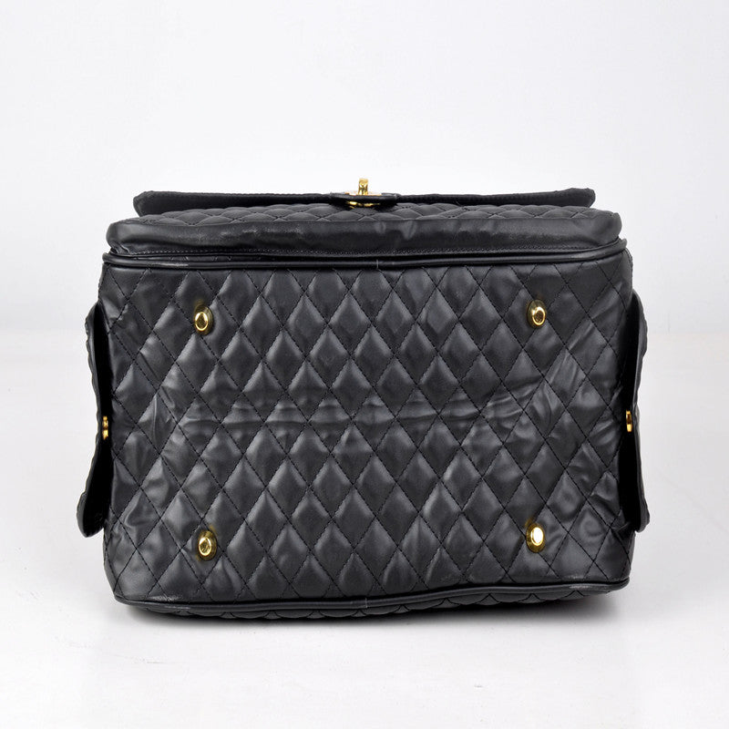Luxury Quilted PU Leather Pet Carrier 👜