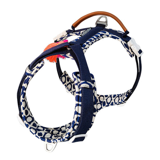 A Dog Chest Strap Prevents Medium And Large From Breaking