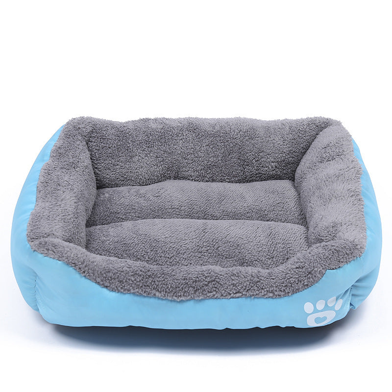 New, soft, and cozy fleece pet bed. Waterproof bottom. Suitable for small, medium & large pets. Keeps pets warm. - Purrfect Pet Kingdom