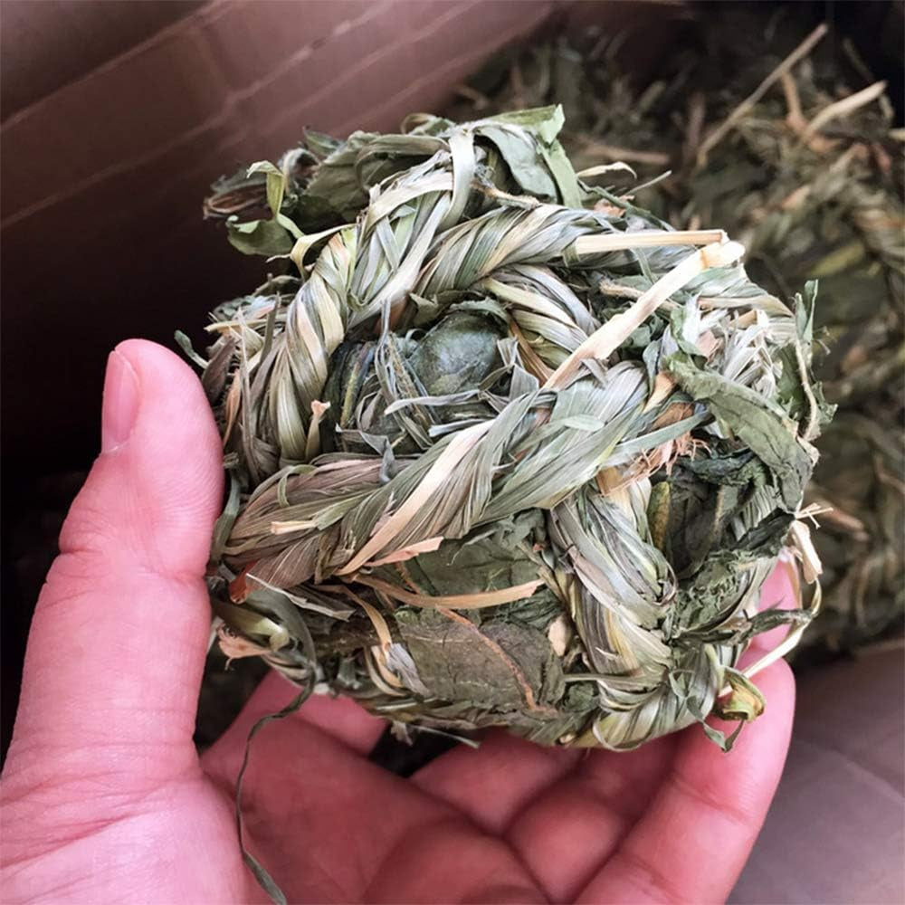 Get Your Furry Friends Hopping with Our Timothy Grass Chew Ball – Perfect Playtime for Bunnies, Hamsters, and Guinea Pigs! 🐰🐹🥳