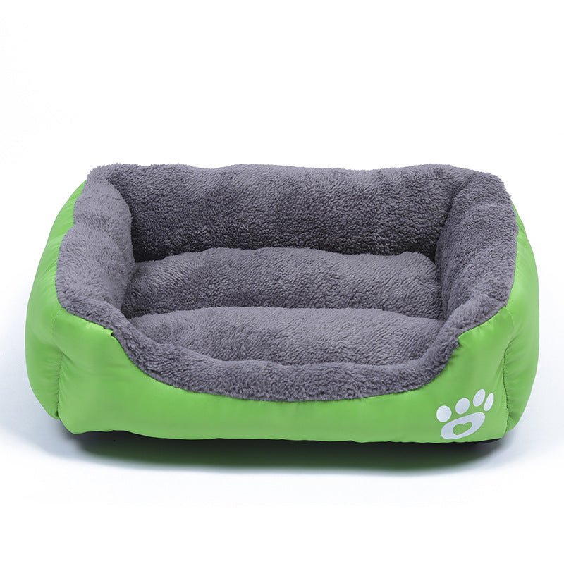 New, soft, and cozy fleece pet bed. Waterproof bottom. Suitable for small, medium & large pets. Keeps pets warm. - Purrfect Pet Kingdom