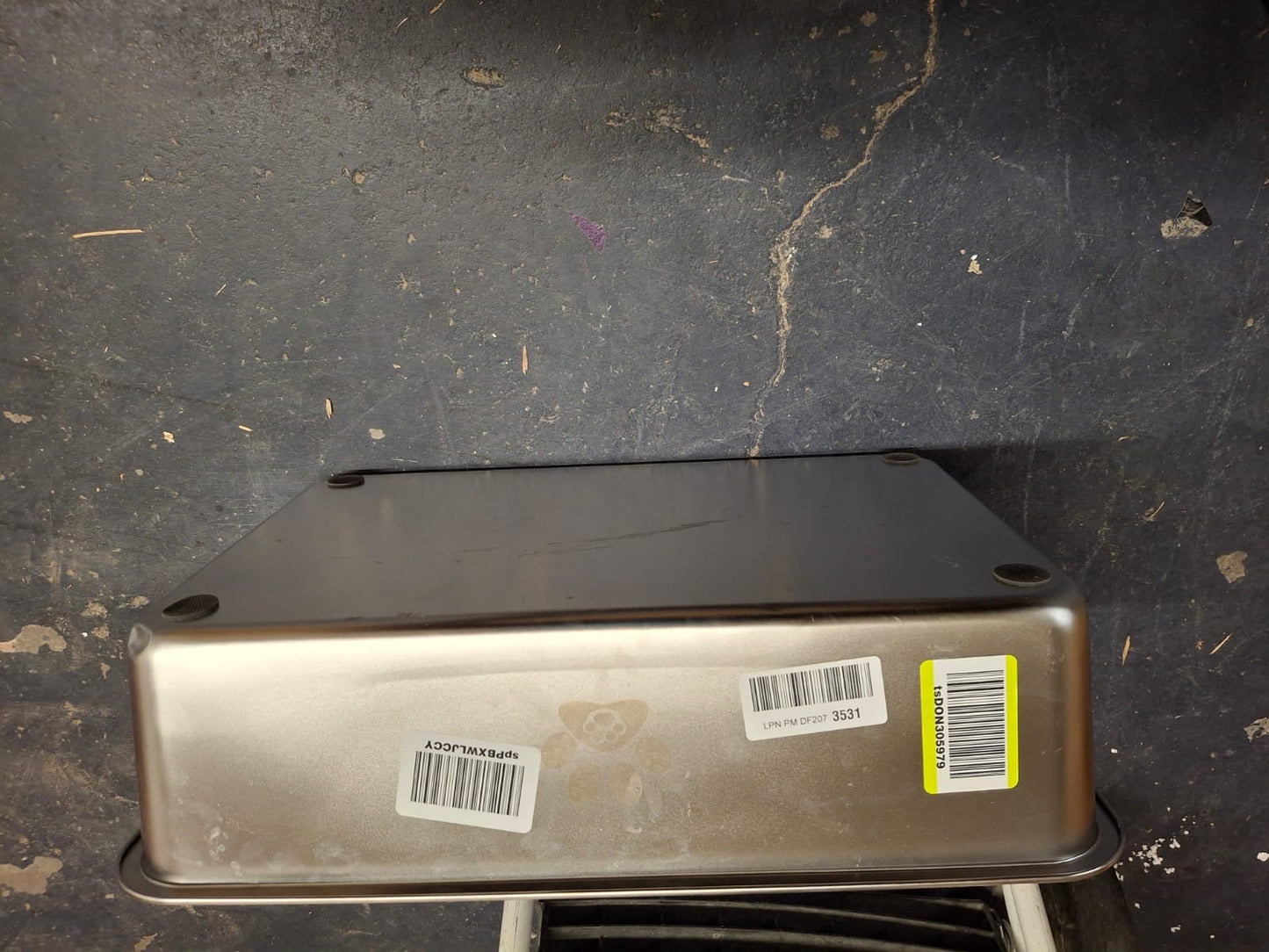 Open Box Kirecoo Stainless Steel Cat Litter Box XL- Metal High Sided Cat Pan, Large Stainless Steel Box, Indoor Litter Tray, Non Stick, No Smell, Easy