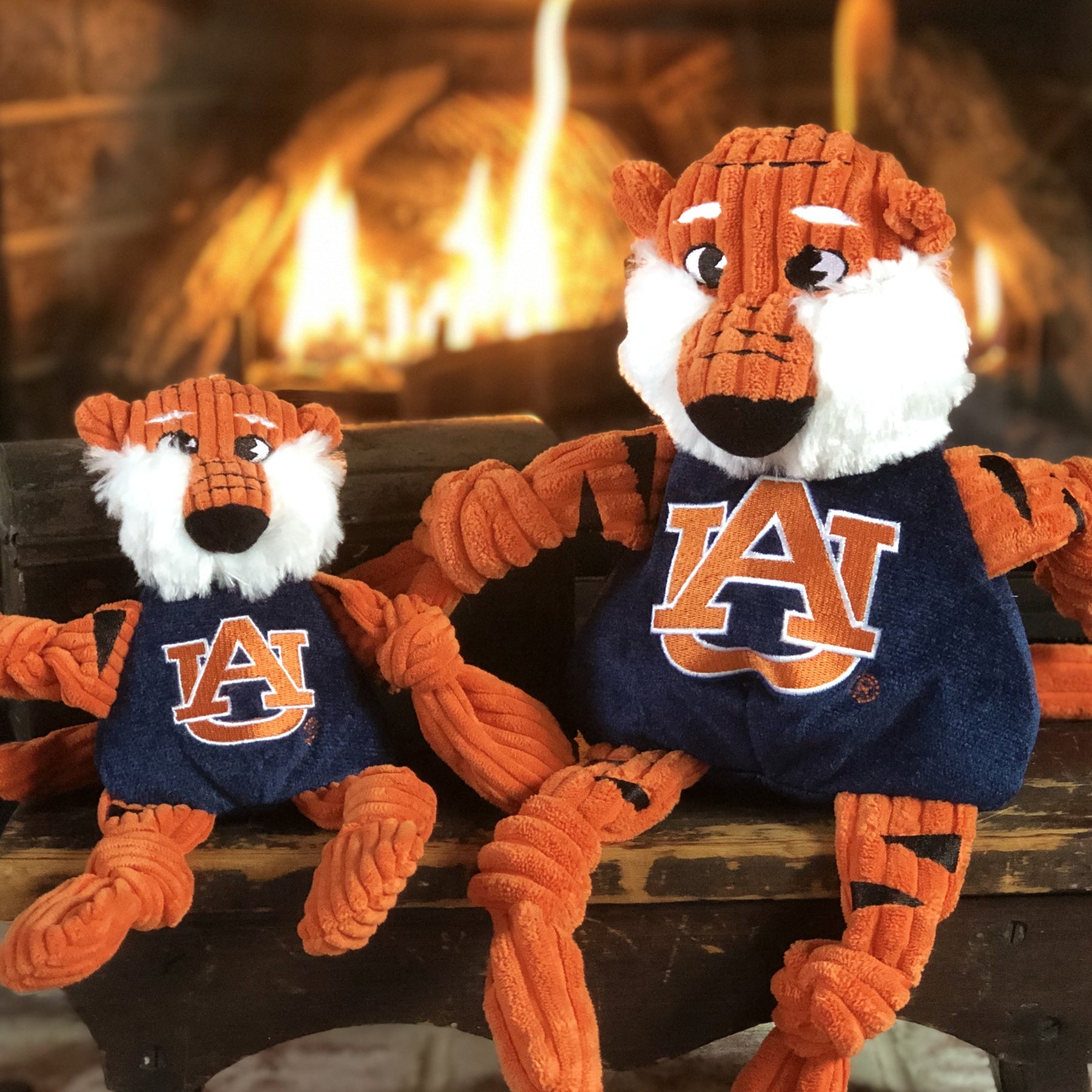 Dog Toy NCAA Auburn University Aubie the Tiger Knottie Plush - size and texture image for dog toy