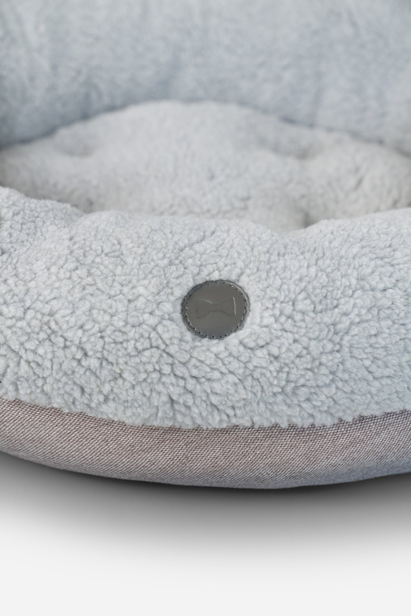Purrfect Kingdom™ - Furry Gray Donut Pet Bed