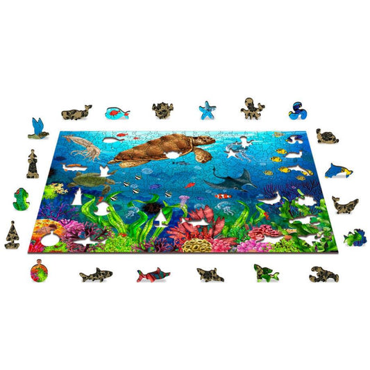 Diving Paradise 400 Piece Wood Jigsaw Puzzle Wooden City
