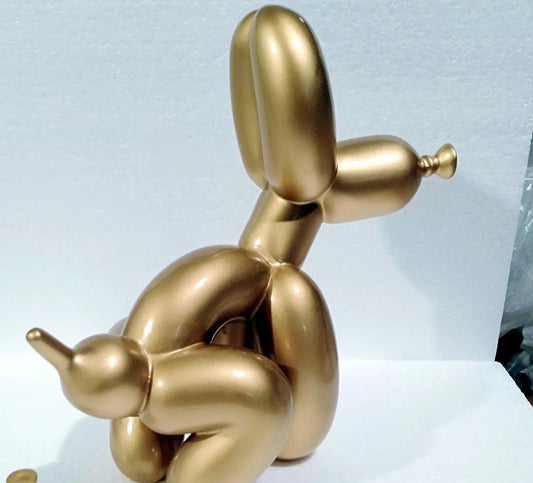 Poop balloon dog