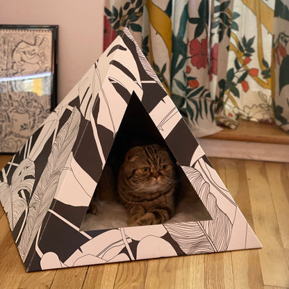 Geometric Corrugated Cardboard Pyramid Cat Nest Hideaway