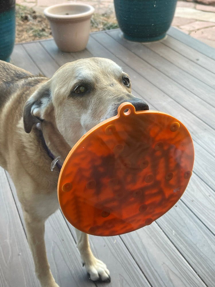 Camp Emat Enrichment Lick Mat For Dogs And Cats With Suction - gallery image 14