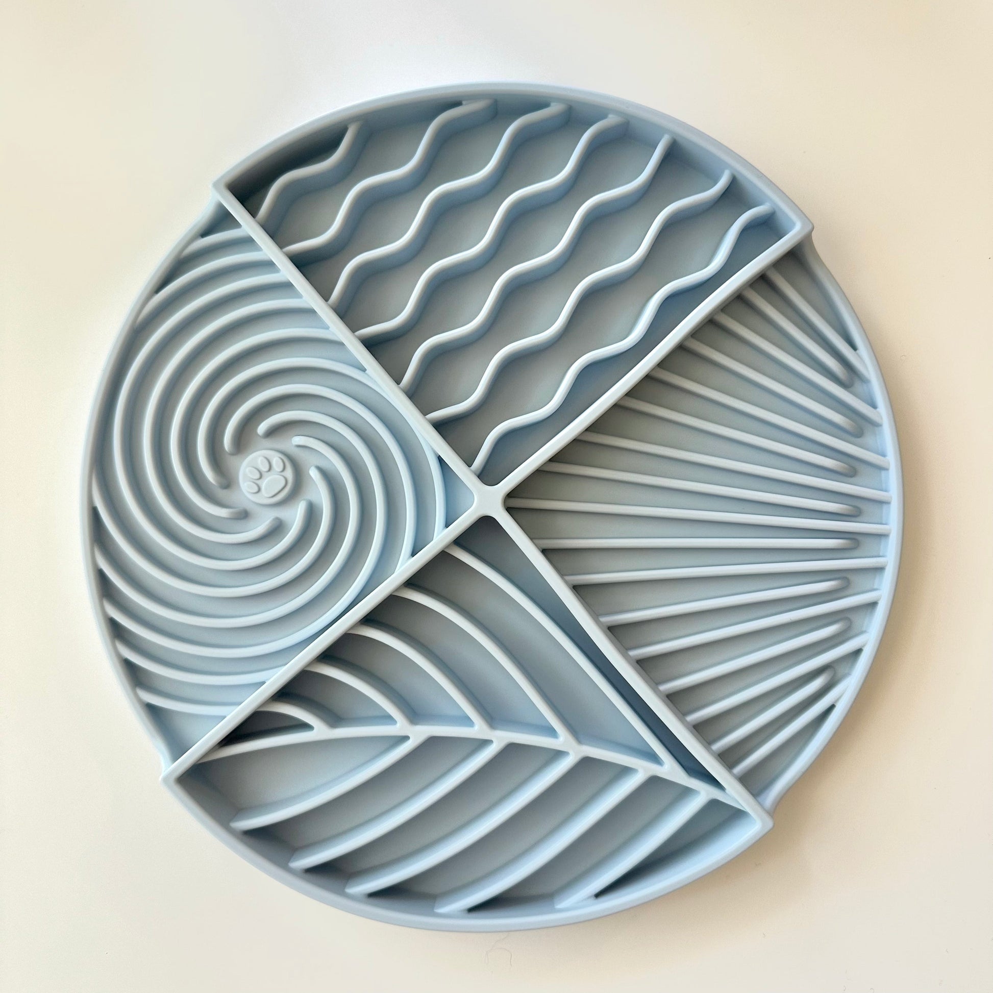 Lick Mat Circle - Purrfect Pet Kingdom