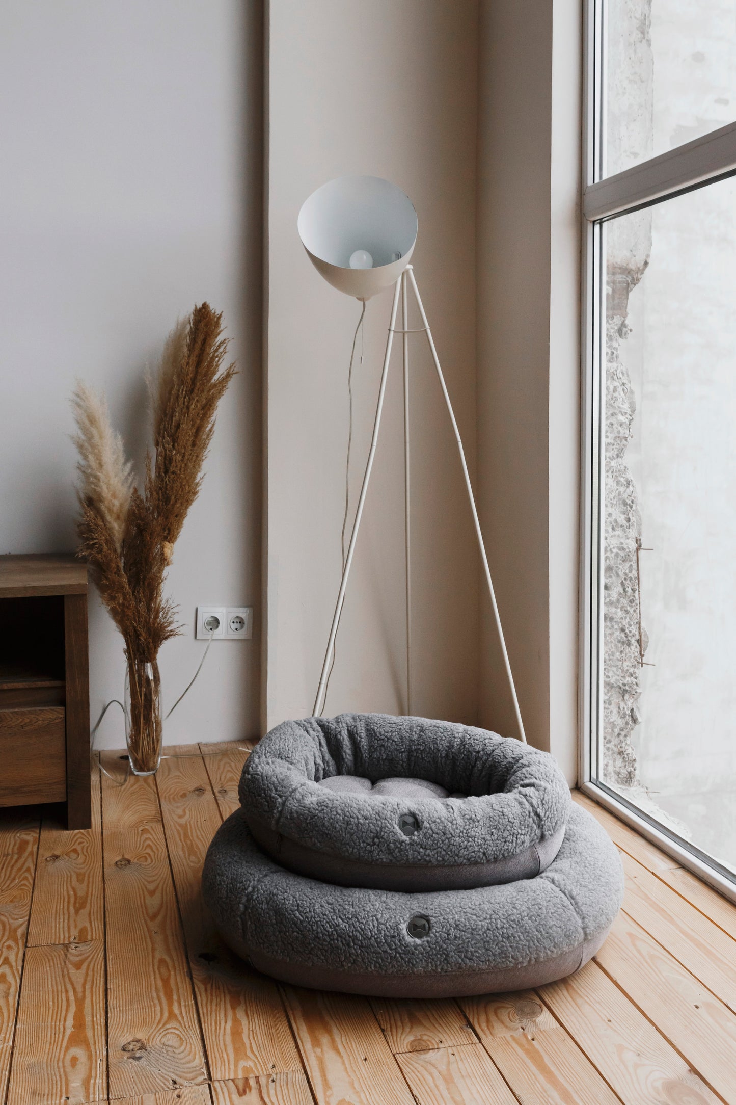 Dog Bed Furry Donut Cuddler Gray