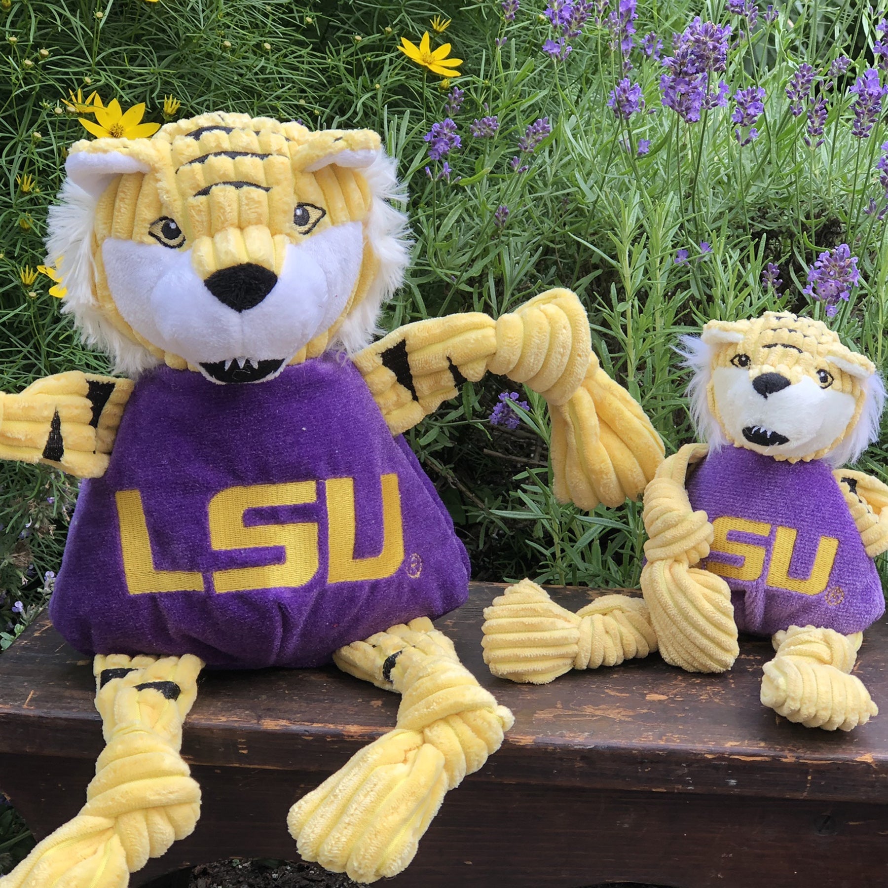 Dog Toy NCAA Louisiana State University Mike the Tiger Essen - size and texture image for dog toy