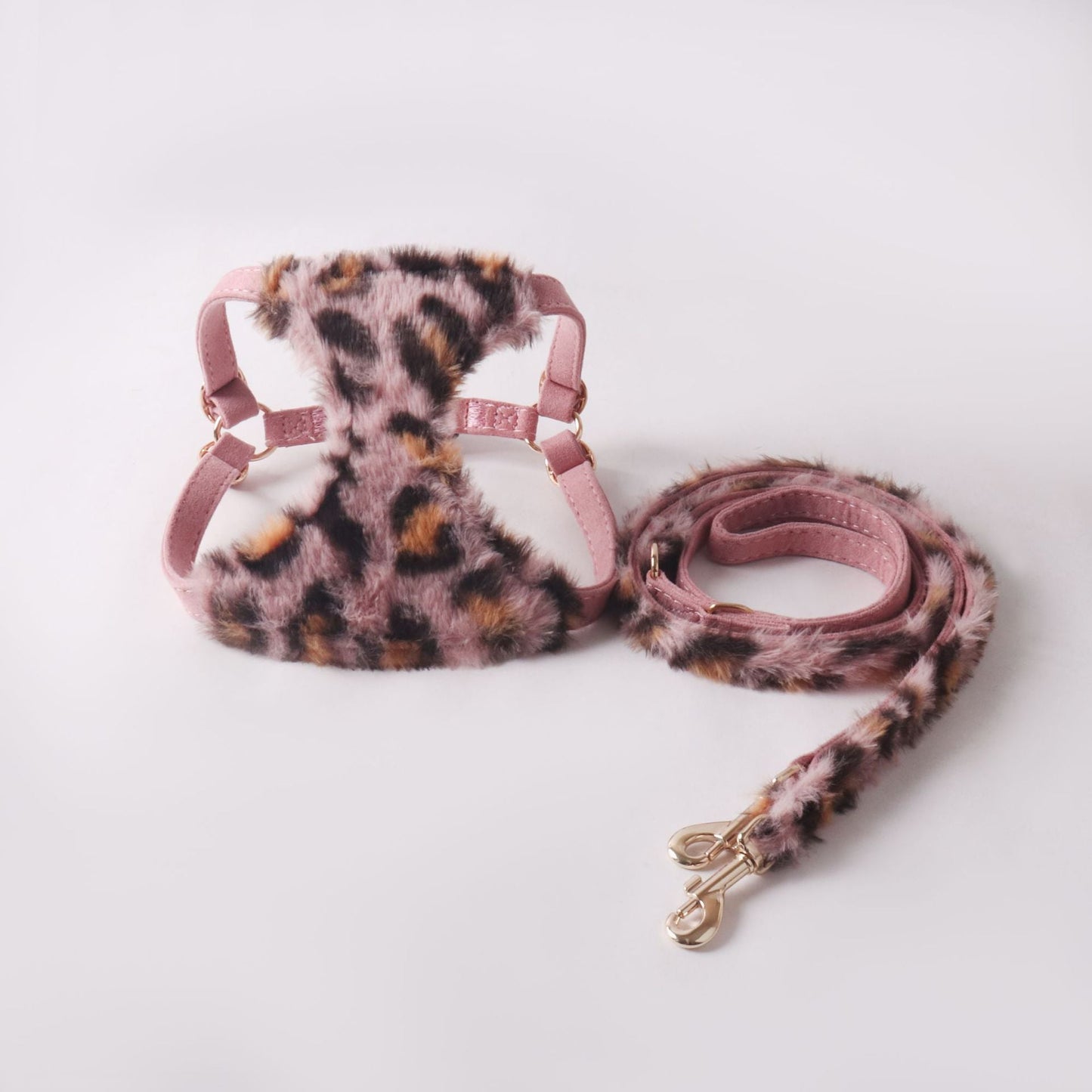 Faux Fur Leopard Dog Harness & Leash Set – Soft & Stylish for Winter