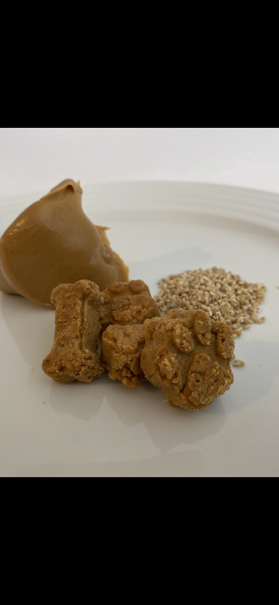 Lucy Loo Treats Natural Banana and Oat Dog Bites 5 oz Bag