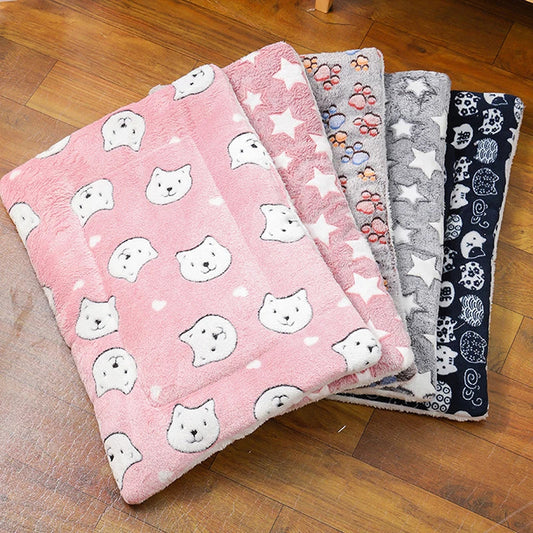 Thicken Flannel Cat Mat – Soft Winter Sleeping Cushion for