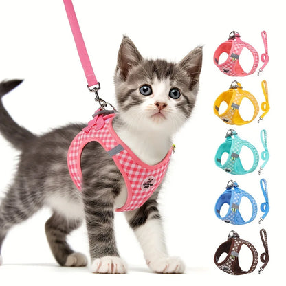 Checkered Dog Harness and Leash Set for Safe Pet Walking
