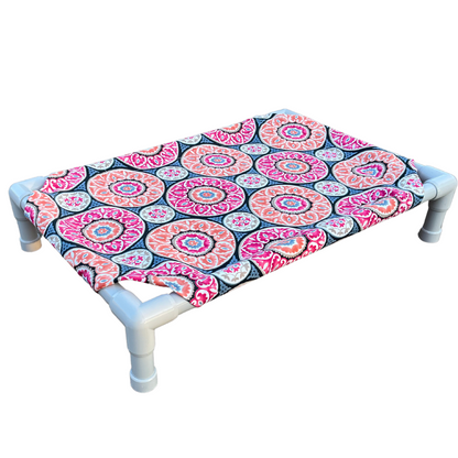 Outdoor Dog Bed Colorful Solarium Pattern 6 Lbs 🛏️