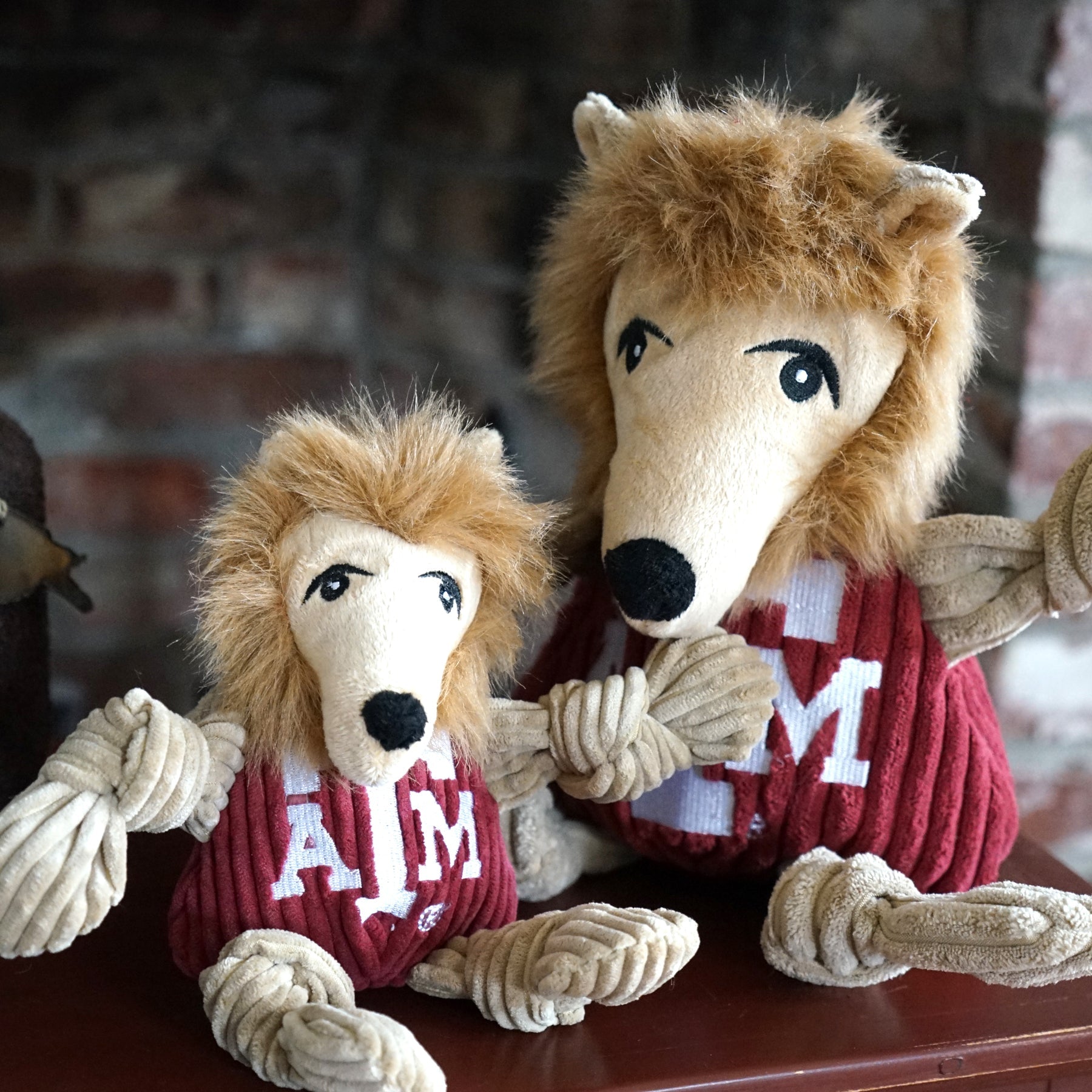Dog Toy NCAA Texas A&M University Reveille Knottie Plush Toy - size and texture image for dog toy