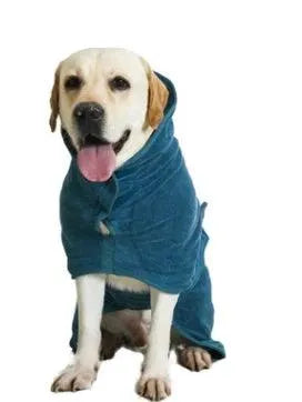 Absorbent pet bathrobe by MANDOTOS in blue, available in XL, L, and M sizes, perfect for keeping pets dry after baths.