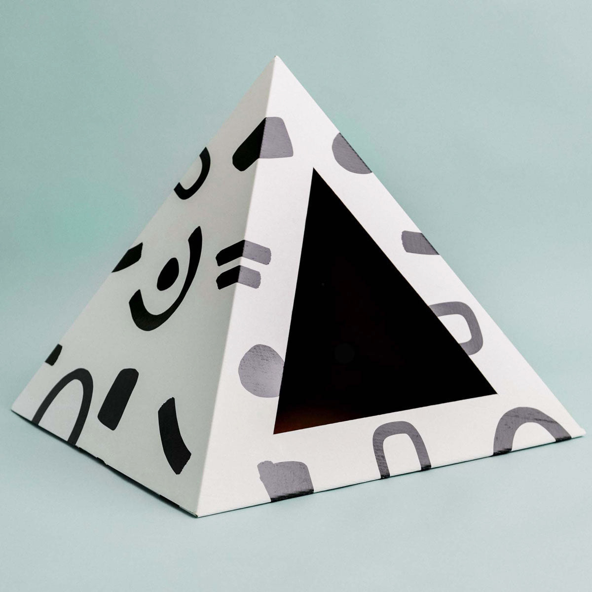 'Doodle' Cardboard Cat Pyramid - KittyKardboard