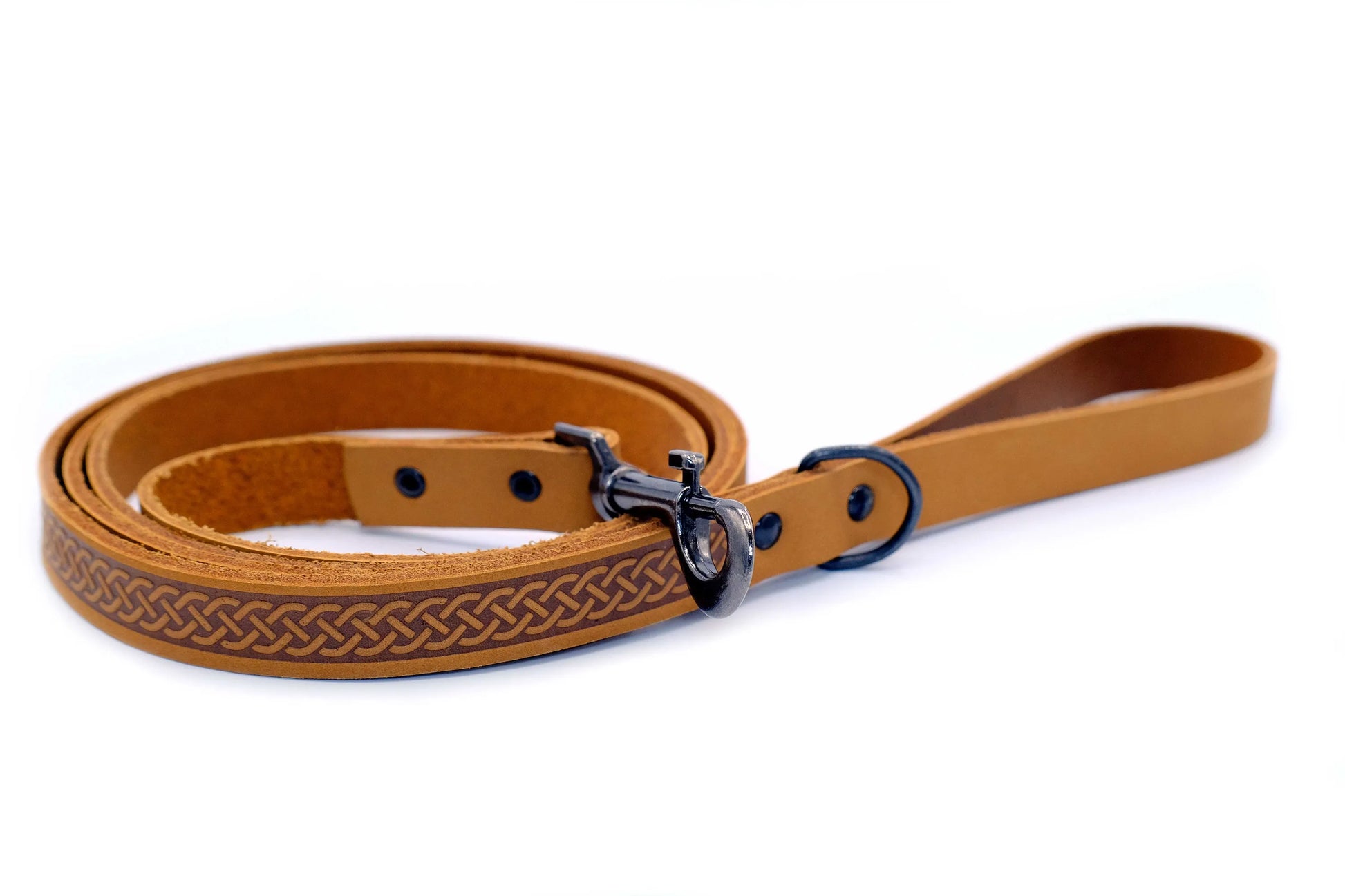 Celtic Sport Khaki Leather Dog Leash by Euro-Dog Collars and Leads, featuring a stylish khaki color, perfect for dog owners.