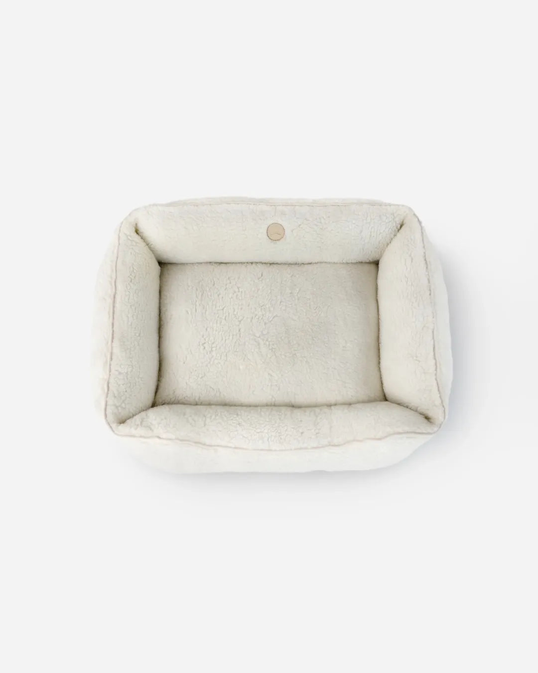 Chester & Lee - Chester & Lee | Furry Sleeper Dog Bed Beige - Dog Beds