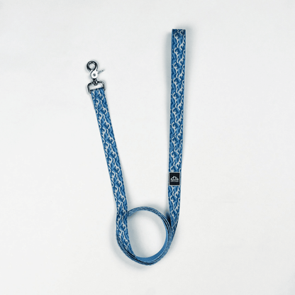 Designer blue dog leash for large dogs with metal clip from Purrfect Pet Kingdom