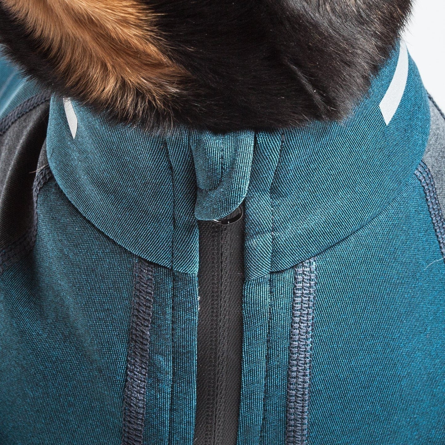 Dog Helios ® 'Eboneflow' Mediumweight 4-Way-Stretch Flexible And Breathable Performance Dog Yoga T-Shirt