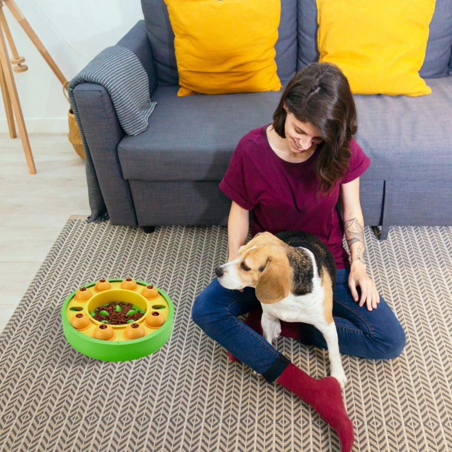 Interactive dog puzzle feeder by GBruno Store, designed for slow feeding and IQ training, suitable for small to large dogs.
