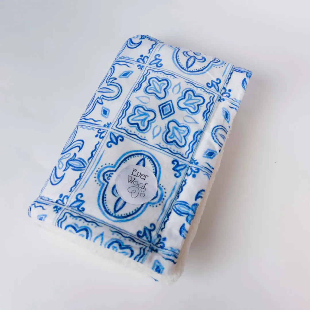 EverWoof - Purrfect Pet Kingdom Santorini Dog Blanket - Pet Bed Accessories