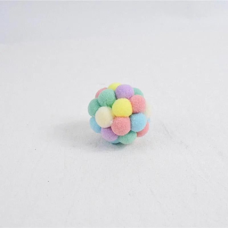 Stevvex Fashion New Plush Pet Toy, multicolor bite-resistant toy balls for cats and dogs, sizes 4CM, 6CM, and 7CM.